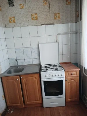 Продам 1но комн  29м2 Градецкий