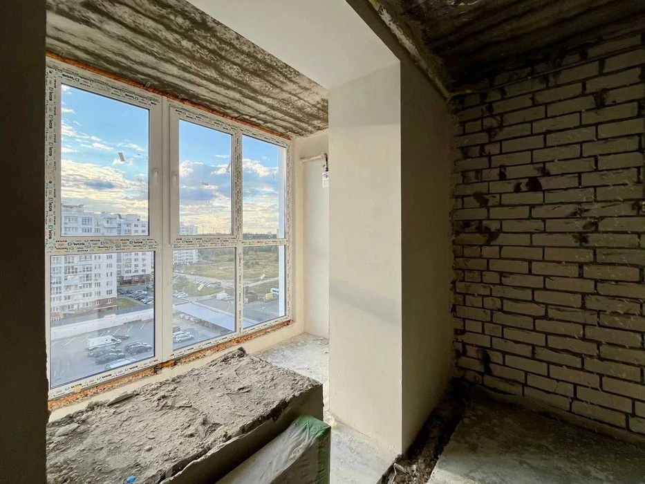 ПРОДАЖ великої 1-кімнатної квартири в ЖК Незалежність (р-н М