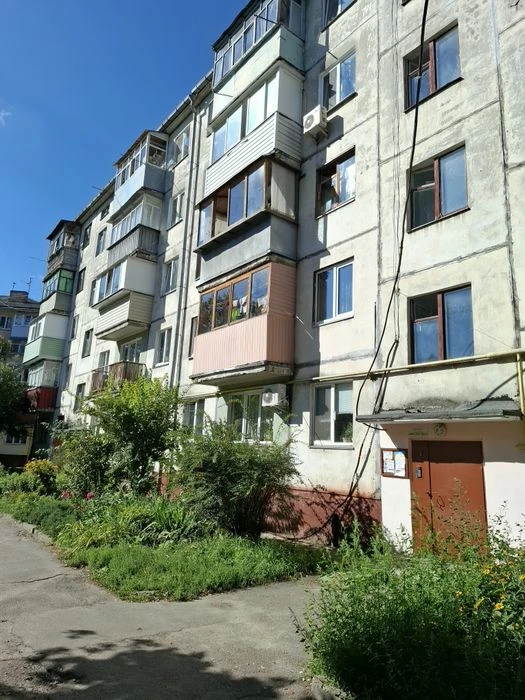 Продаж 2 кімнатної кв р-н Круга
