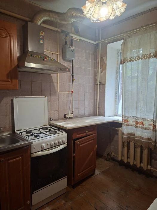 Продаж 1кім квартири в історичній частині міста. вул. Толсто