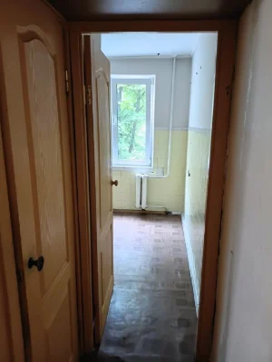 2 кімнатна , вул. Тероборони буд 2 , 2 поверх, 47м, ТОРГ!