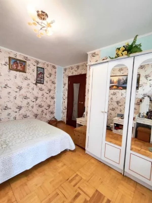 Продам 3-кімн.квартиру 62 м² у Центрі Чернігова, цегляний бу