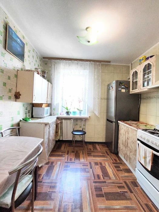 Продам 3-кімн.квартиру 62 м² у Центрі Чернігова, цегляний бу