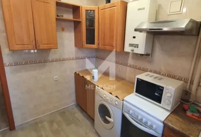 Продам 3-ком квартиру, поселок Жуковского, улица Академика П