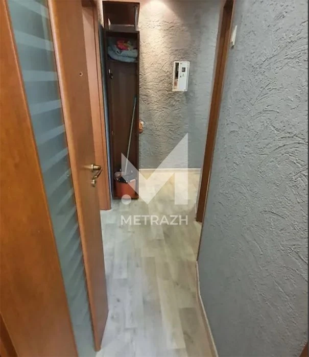 Продам 3-ком квартиру, поселок Жуковского, улица Академика П