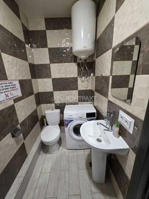 Продаж смарт-квартири 29 кВ. м. поруч із Центральним ринком!