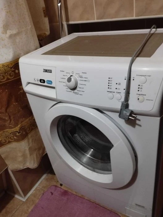 Продається   3-х кімнатна кв-ра, серія ЧН.  9/9 пан. вул. Ко