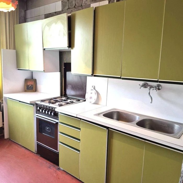Продам 3к квартиру Салтовка  Гарибальди 8