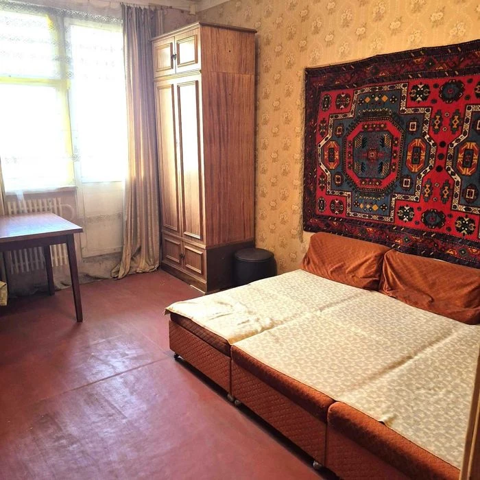 Продам 3к квартиру Салтовка  Гарибальди 8