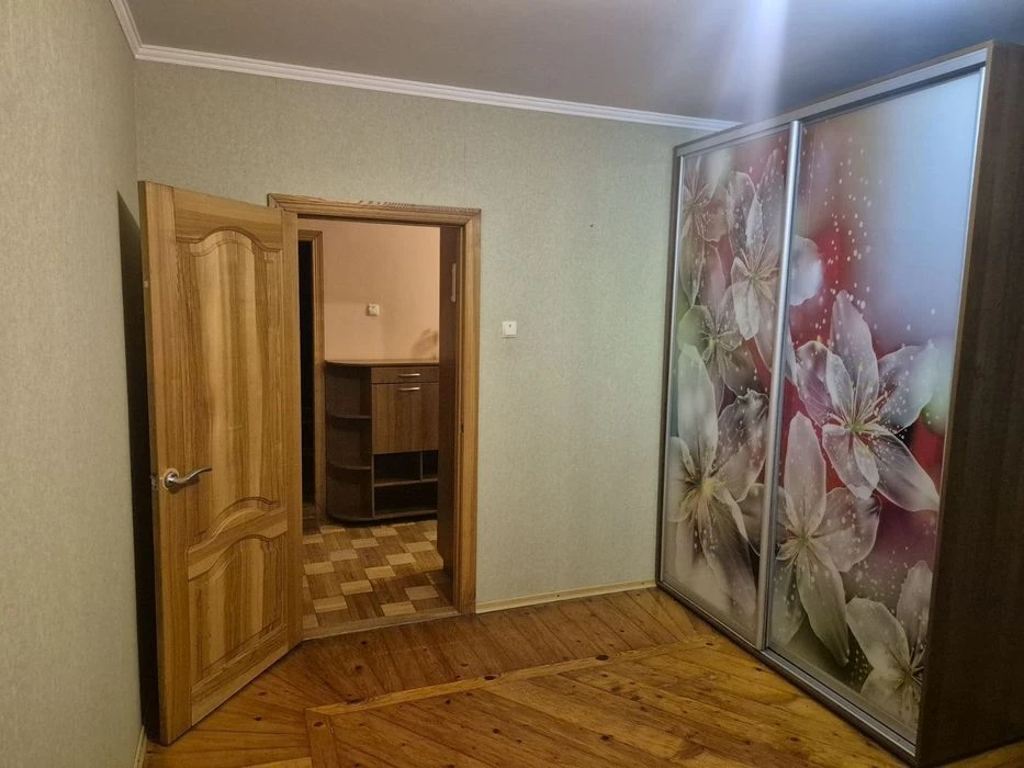 4к квартира і гараж Кондратьєва