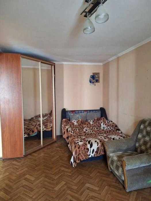 Продам 1 комнатную квартиру на Новых Домах по адресу улица К