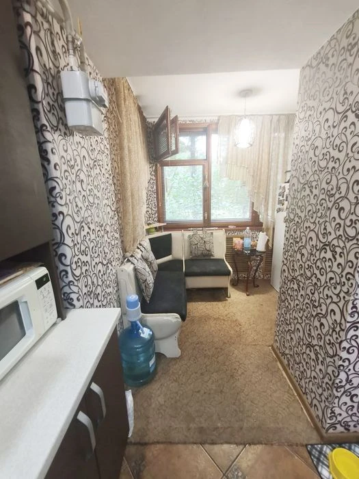 Продаж 3-кімн в Центрі, ул. Кондратьєва, цегла, ремонт