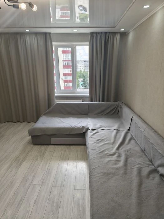 Продам 2 квартиру новострой. Пр-т Лушпы 5.