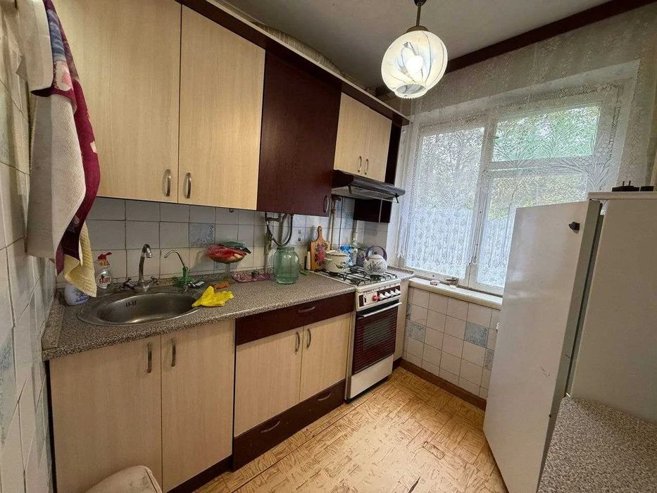 Продаж 2-кімнатної квартири вул. Новомістенська (р-н 10 школ
