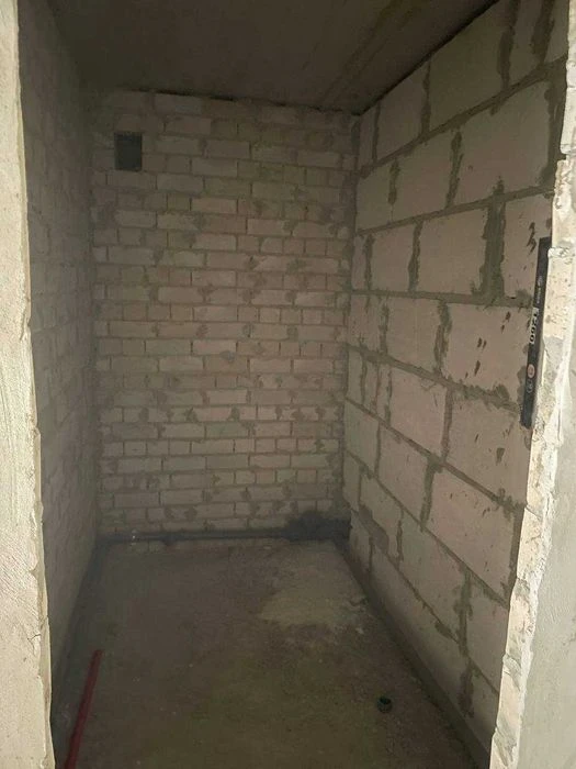 Продаж 1-кімнатної квартири  по просп. Михайла Лушпи .ЖК Есп
