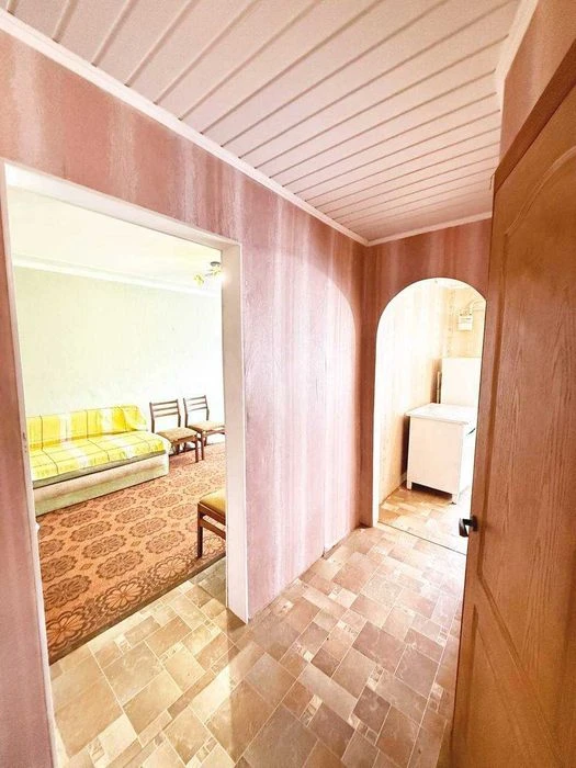 Продаж 1-кімнатної квартири в передмісті