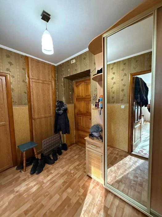 Продаж 1-кімнатної квартири вул. Сумської Тероборони (Ковпак