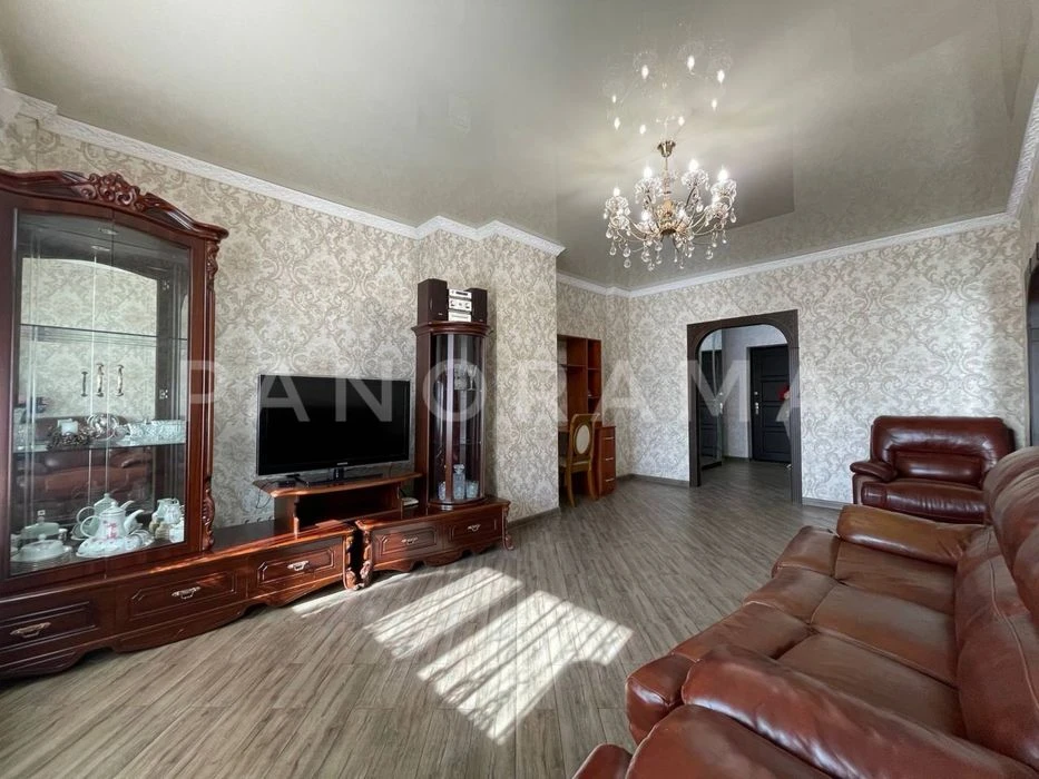 2 кімнатна квартира , Фабрична