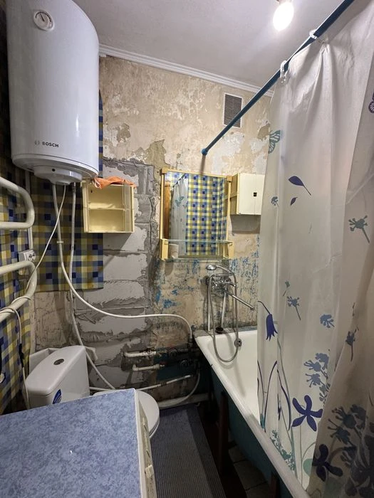 Продаж 1 кімнатної квартири ,Соборна 275