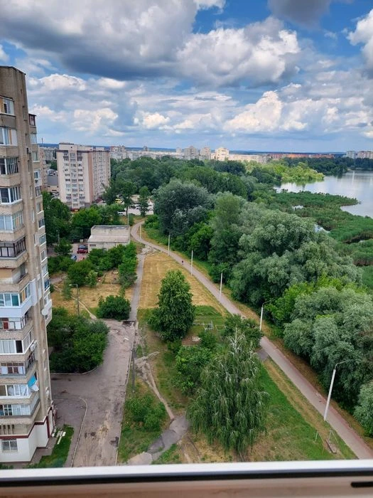 Продам 2к квартиру переплановану з 1к  Харківська