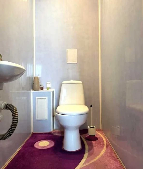 |  Продаж 2-кімнатної квартири 66,4 м² • Автономне опалення