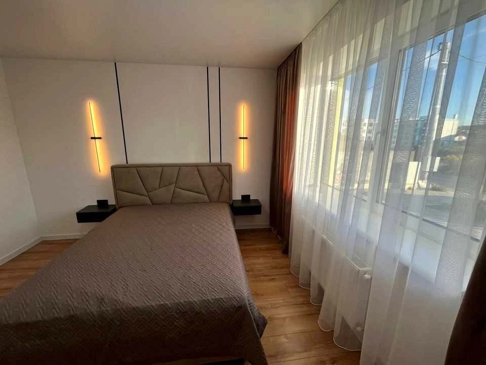 Квартира. Рівне, Фабрична вул., (Будинок 12)