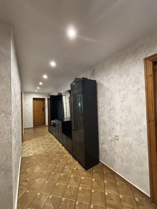 Трехкомнатная 80 м² | Кирпичный дом 2005 г. Косвенная