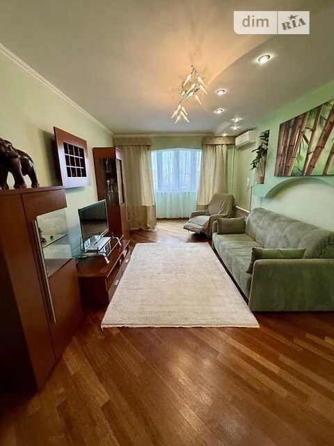 Продаж 2к квартири 52 кв. м на вул. Героїв Дніпра 35 • ID 34