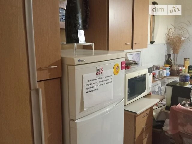 Продаж 3к квартири 70 кв. м на вул. Йорданська 9 • ID 347878
