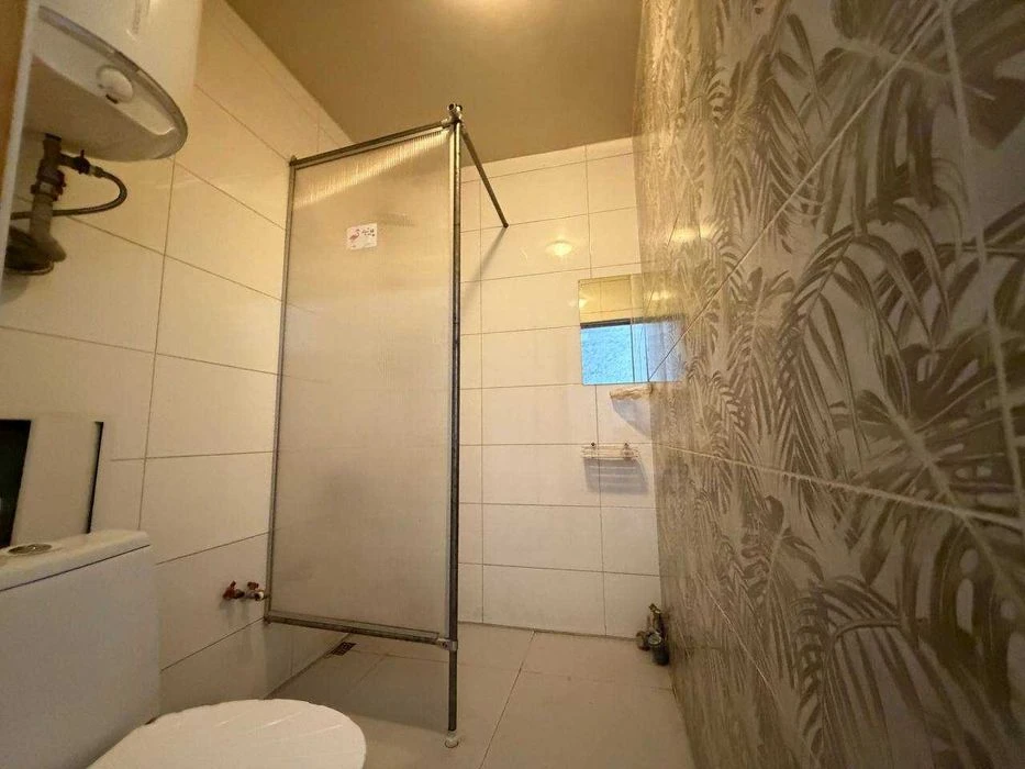 Продам  квартиру на вул.Янгеля,12