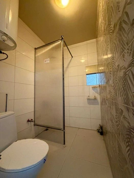 Продам  квартиру на вул.Янгеля,12