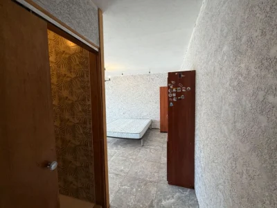 Продам 1к ул. Янгеля 12 (район ул. Титова)