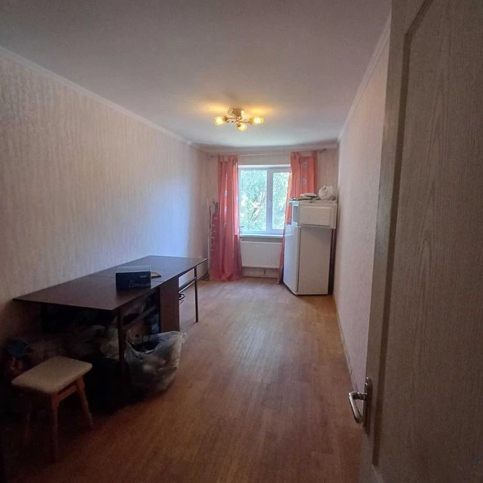 Продам 3к квартиру р-н Косиора, 3/5, автономное газовое отоп