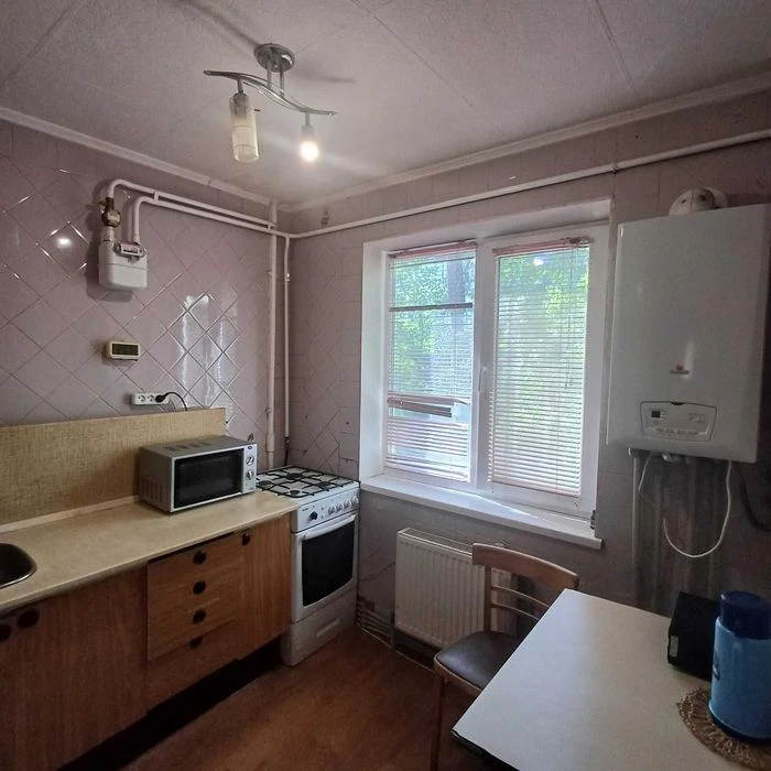 Продам 3к квартиру р-н Косиора, 3/5, автономное газовое отоп
