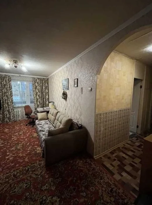 3 кім ЧЕШКА на середньому поверсі КАЛИНОВА (721359)