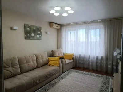 Продам 2х к.квартиру на ул. Космонавтов, жм Приднепровский