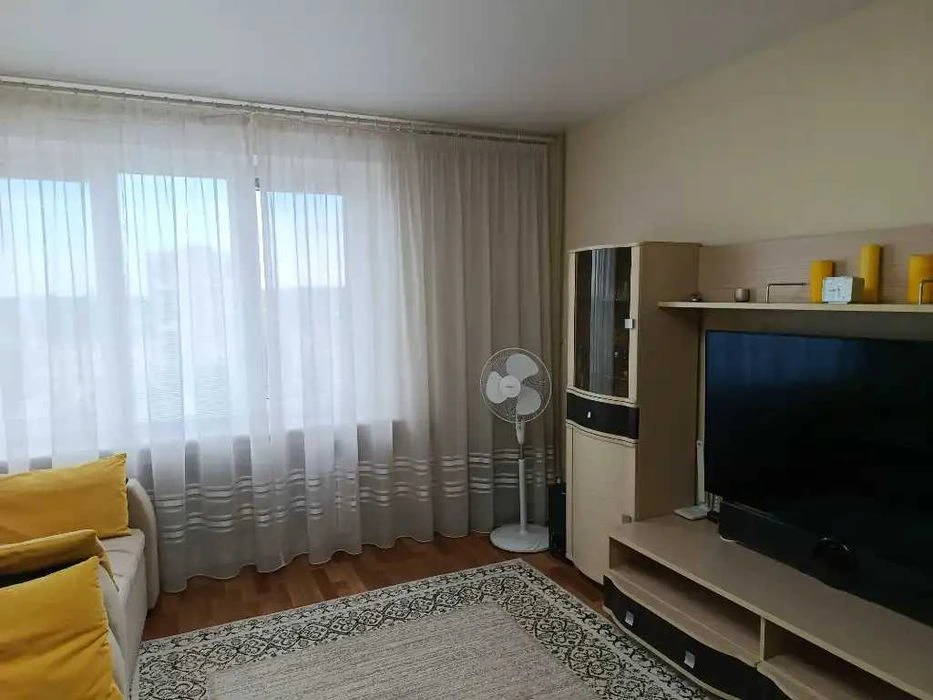 Продам 2х к.квартиру на ул. Космонавтов, жм Приднепровский