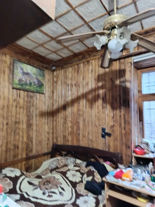 House.Malinovsky Market.Possibly for COMMERCE. 104.7 m2