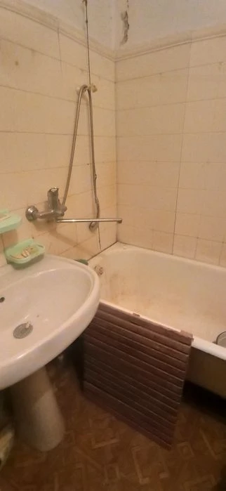 Продам 1-о кімнатну квартиру р-н 99 ліцею