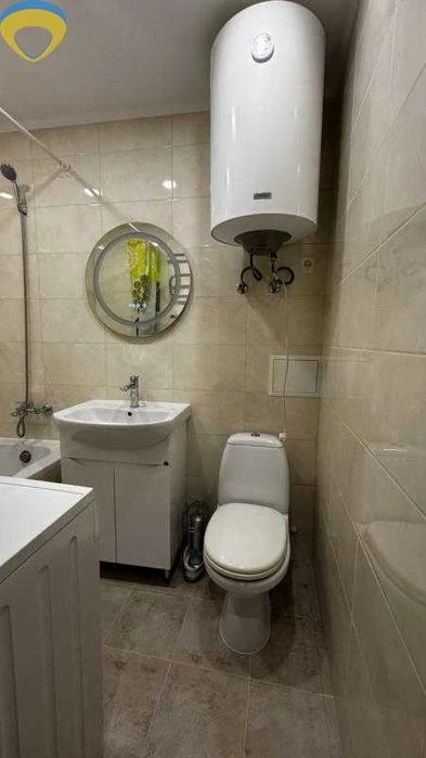 Продам квартиру на Небесной Сотне, Таирова, Киевский район