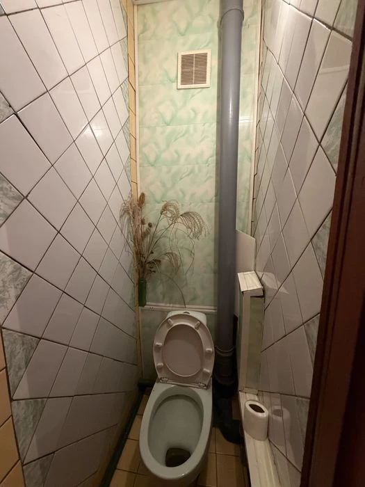 Трехкомнатная чешка, Штурмовая ул., Правый берег