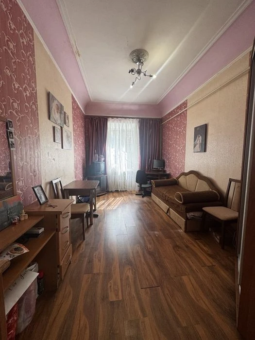 Продаж 1-кімнатної квартири на Молдаванці, вул. Прохоровська