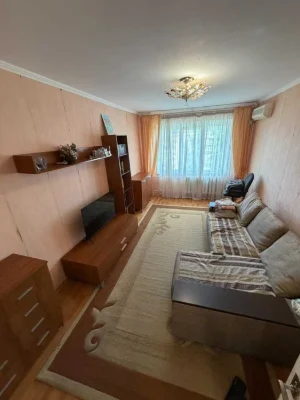 Трехкомнатная квартира на Таирова по очень хорошей цене!