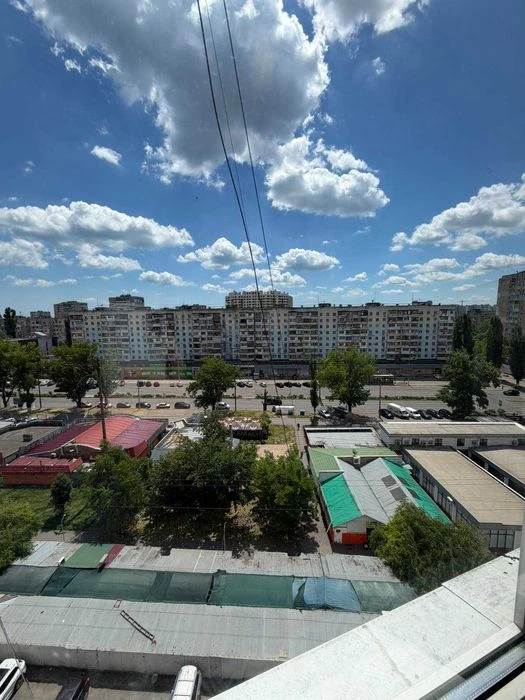 Трехкомнатная квартира на Таирова по очень хорошей цене!