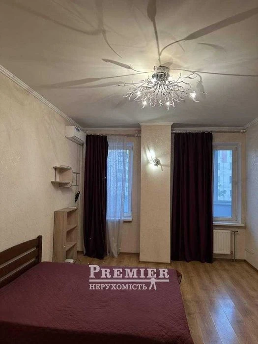 Продам світлу 1кім. квартиру  Ремонт, меблі, техніка 46,2 м²