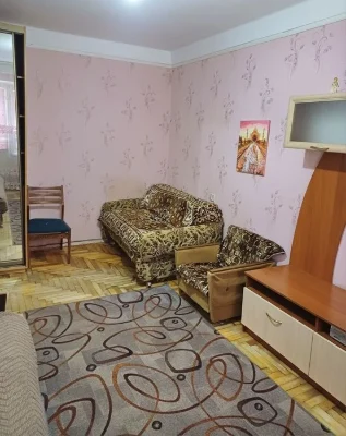 1 кв. 4/5. Космос. Ул.Чумаченко. ТОРГ.
