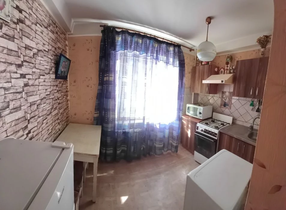 1 кв. 4/5. Космос. Ул.Чумаченко. ТОРГ.