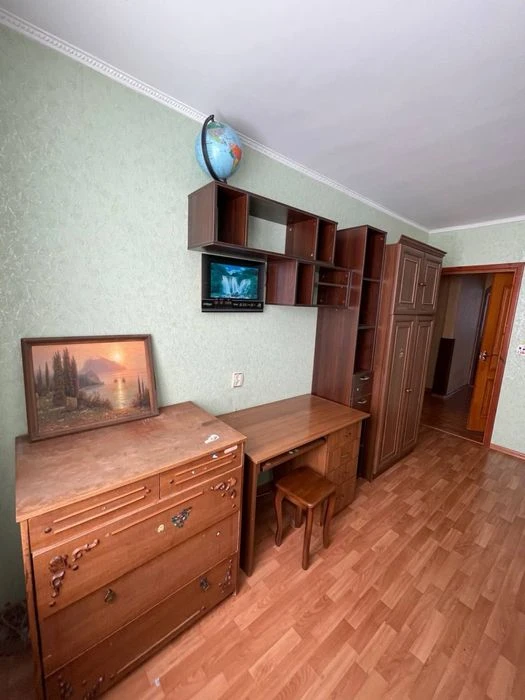 2 кімнатна,Шевченківський,Криворізька 35 плюс гараж
