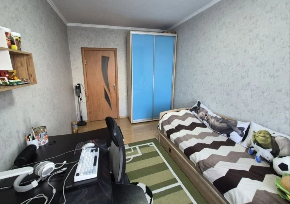 Продается 2х комнатная квартира, 4/10 этаж, ул. Рубано