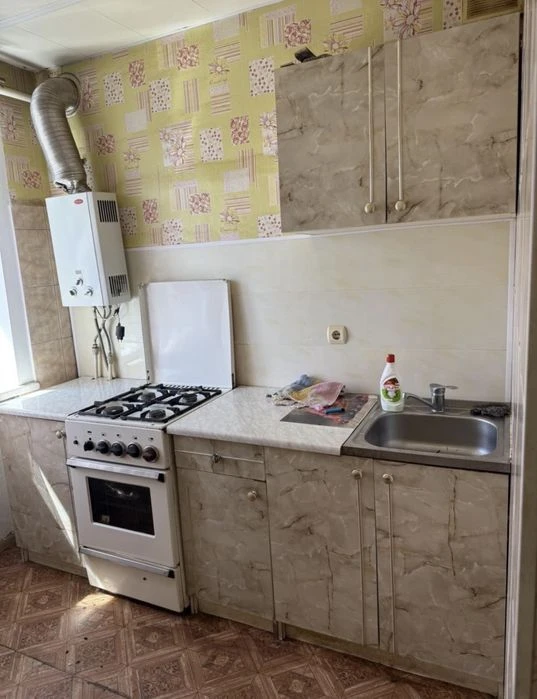 Продаж 2- х квмнатна  квартира  на Правому березі